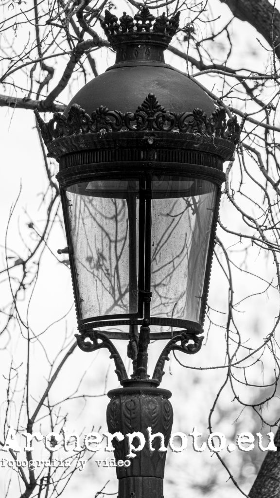 A Dirty Streetlight